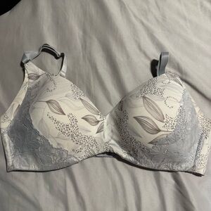 La vie en rose blue/white sleek back‎ wireless bra size 38D